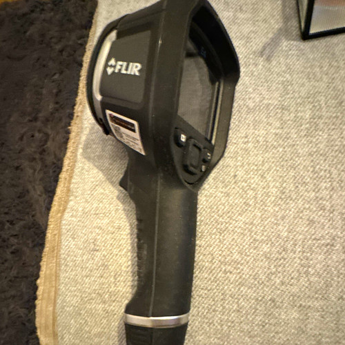 Flir handheld thermal - e4,